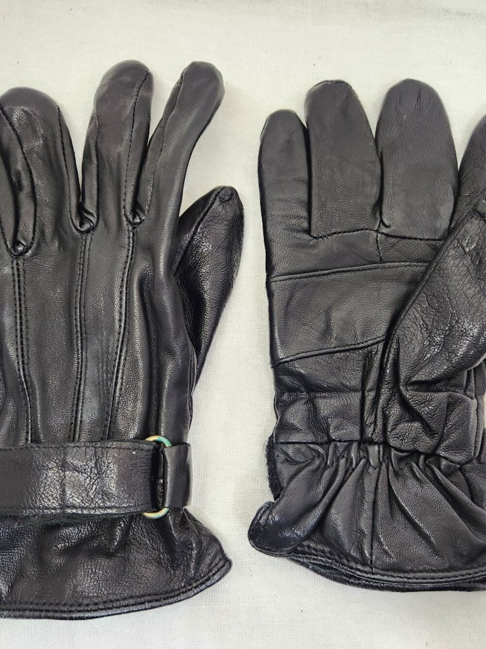 Thinsulate 3M Womens Medium Black Sheepskin Gloves